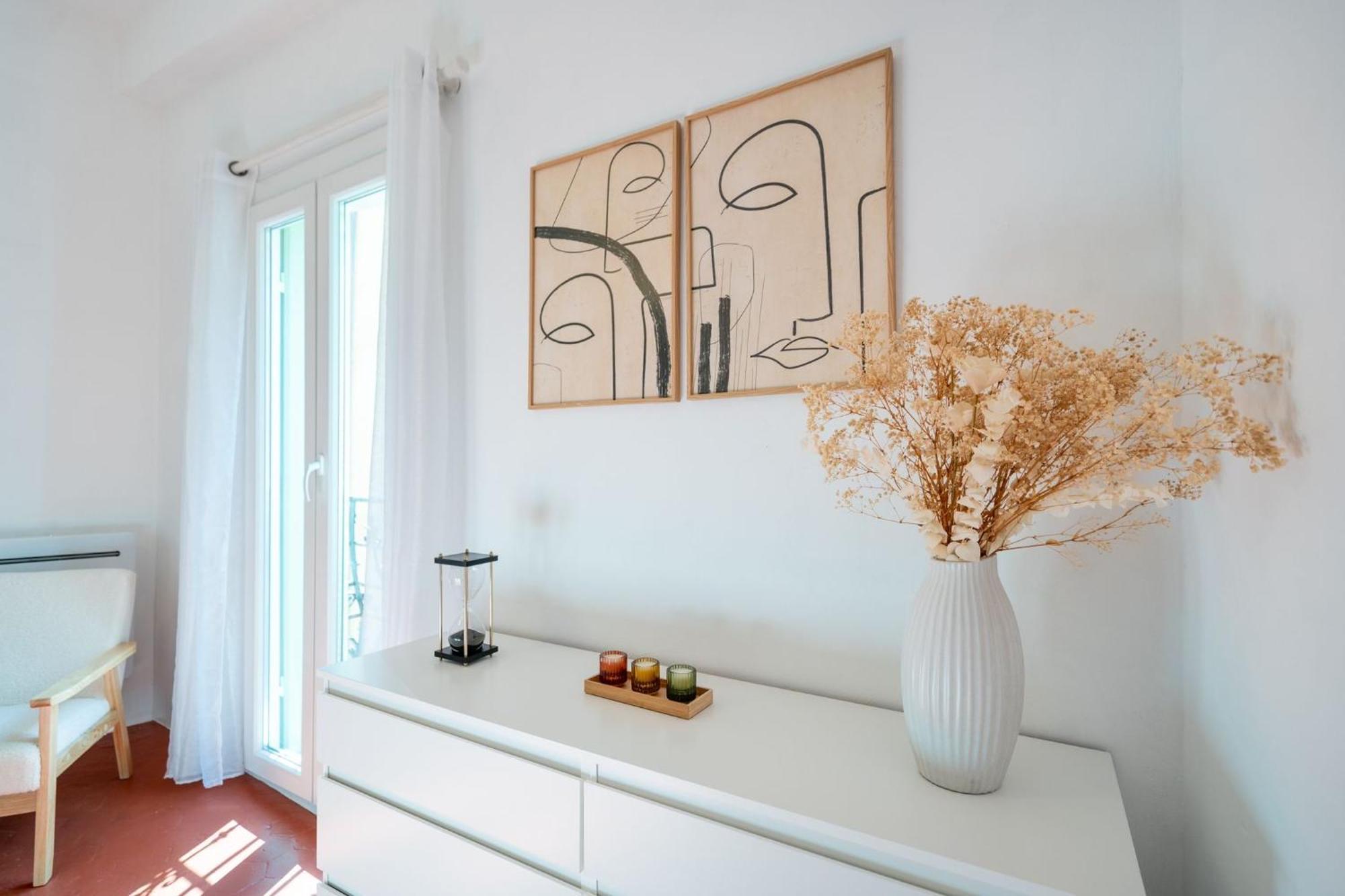 Charmant Appartement 2P Au Coeur Du Vieux Nice Luaran gambar