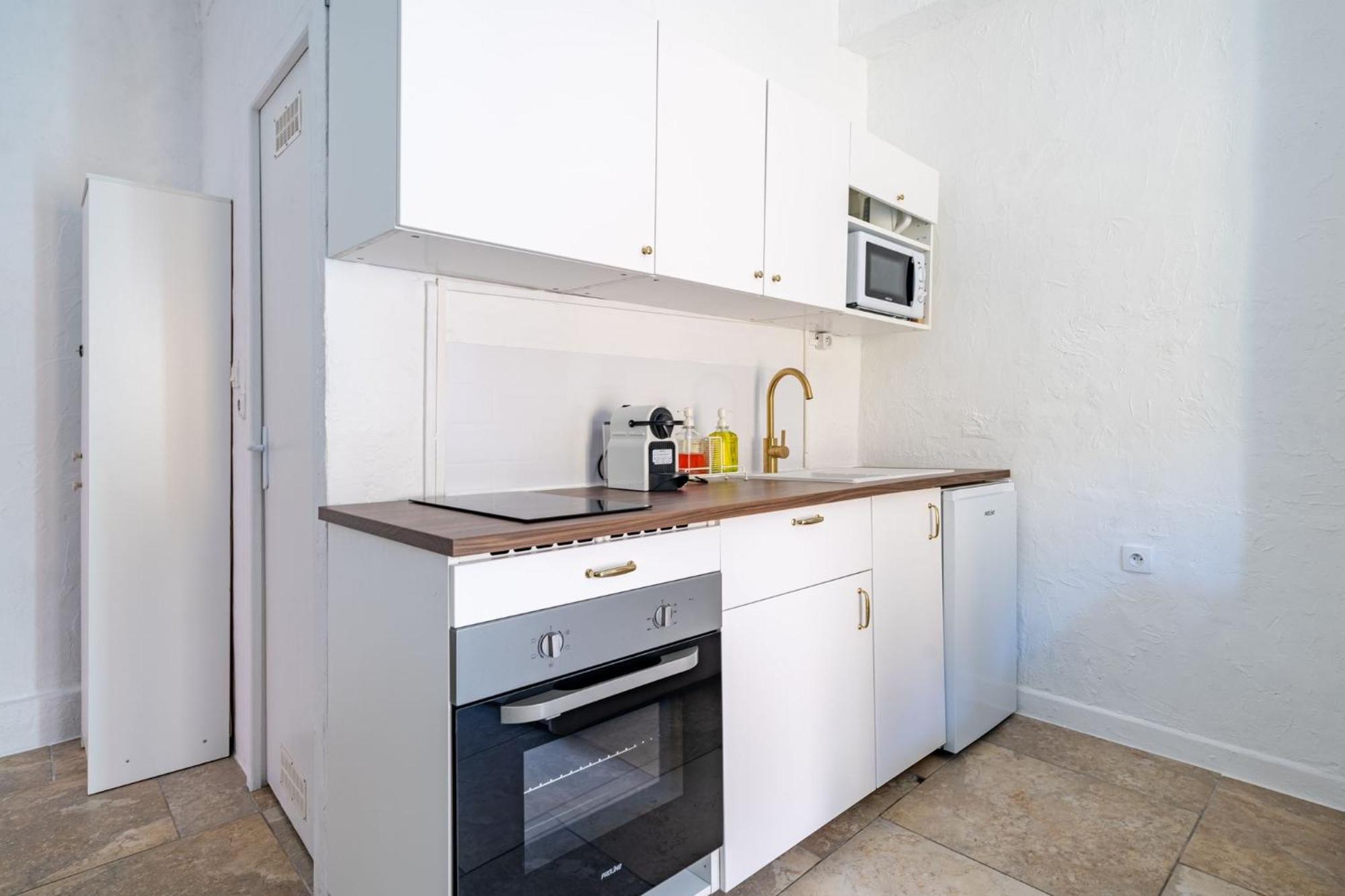 Charmant Appartement 2P Au Coeur Du Vieux Nice Luaran gambar