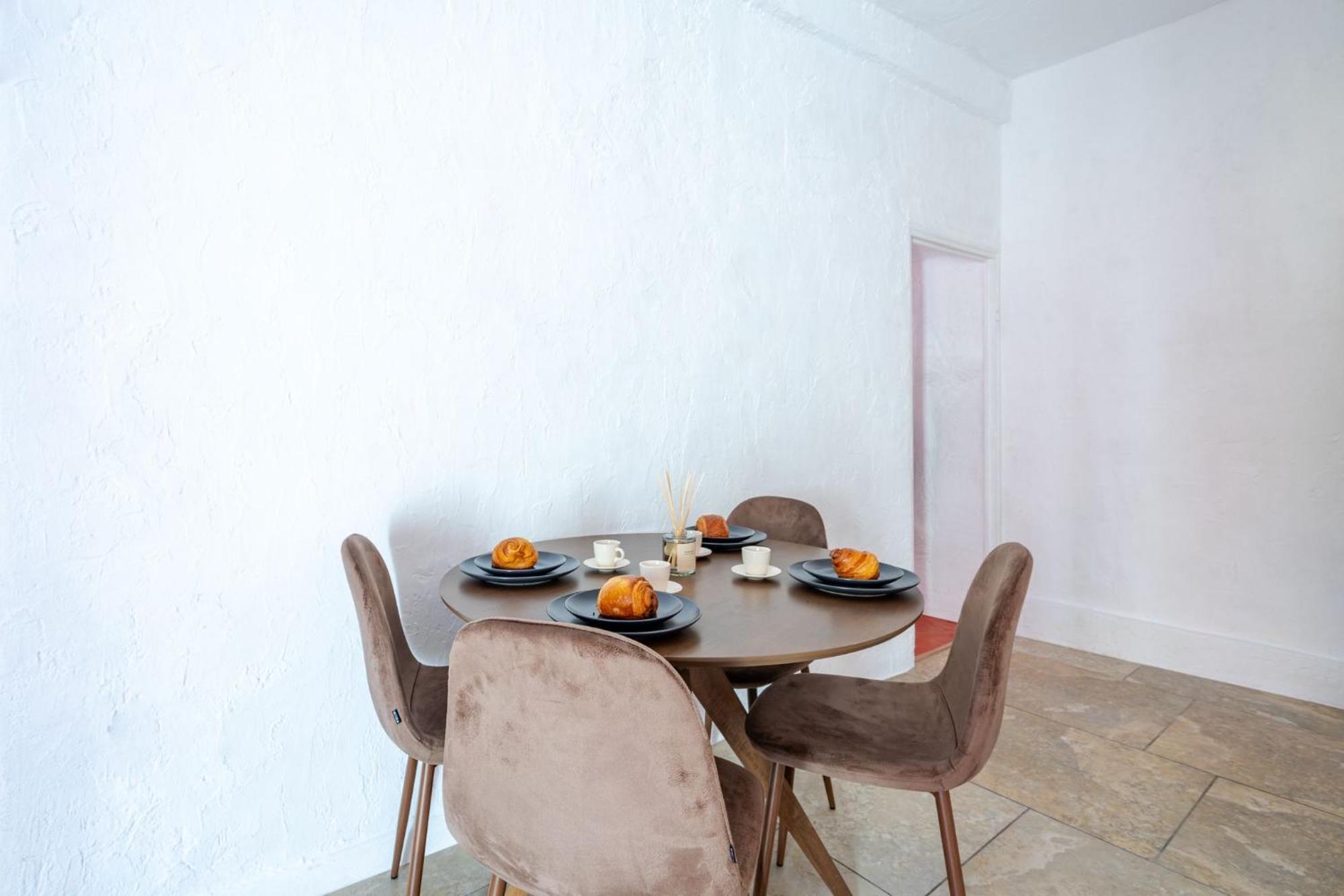 Charmant Appartement 2P Au Coeur Du Vieux Nice Luaran gambar